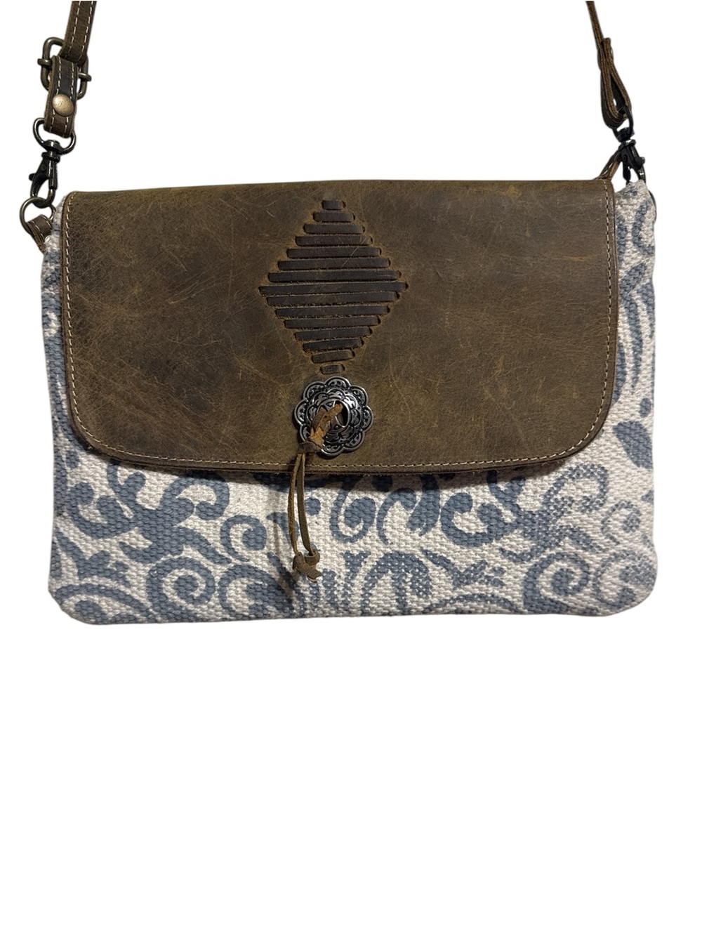 Myra Bag Crossbody